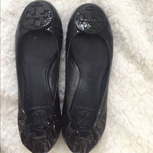 Navy blue Tory Burch size 6 flats.